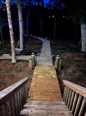 Property grounds - Paradise Point (Hampstead)