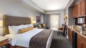 Free WiFi, bed sheets - Big Fun, Boutique Feel – Your Napa Getaway- Wyndham Vino Bello- Studio (Napa)