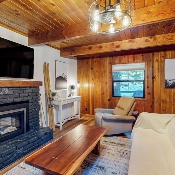 Smart TV, fireplace, video games