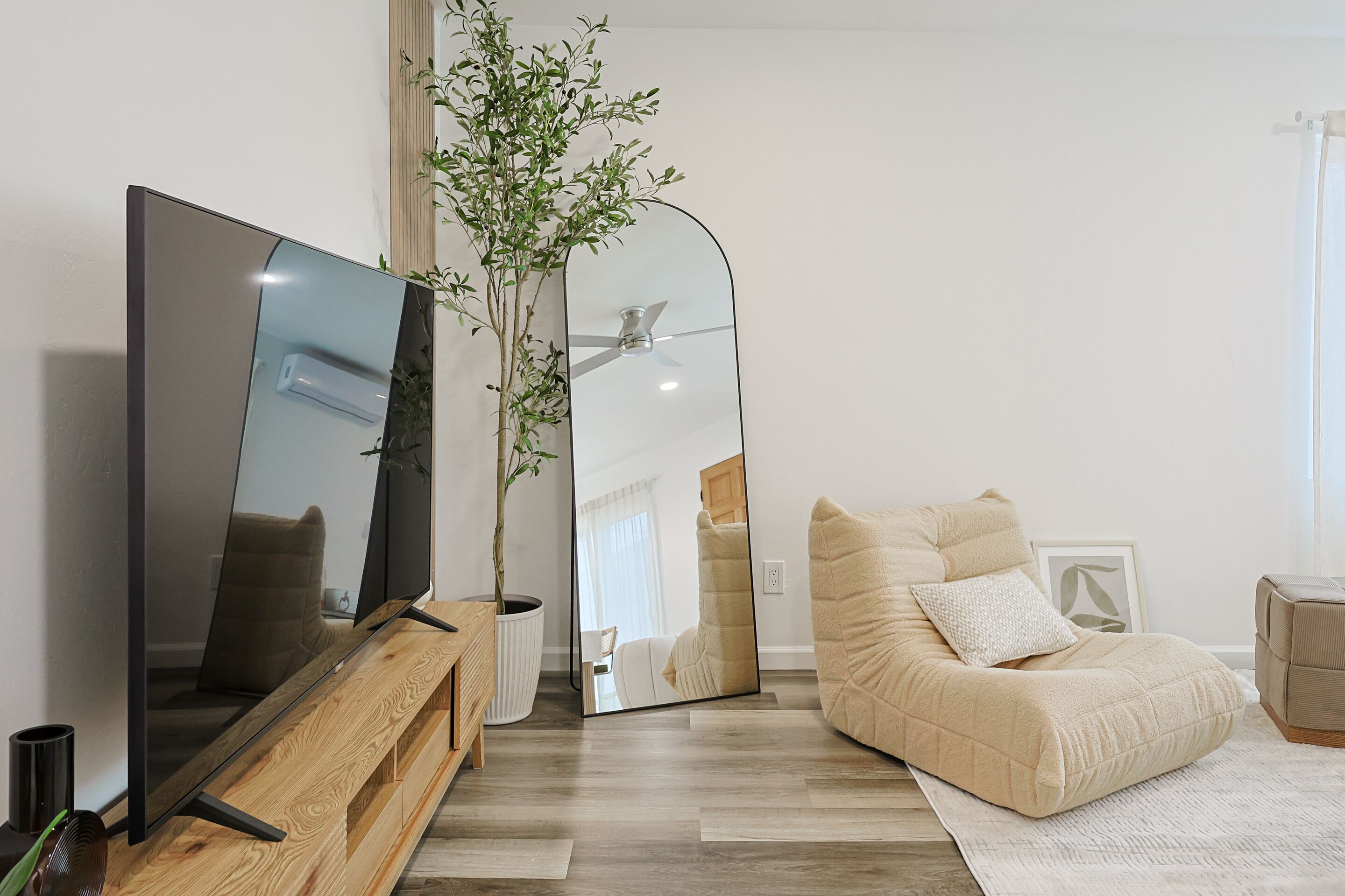 スマートテレビ、書庫