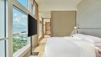 Cubrecamas y artículos del minibar gratis