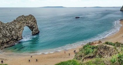 3 bedroom accommodation in Portland