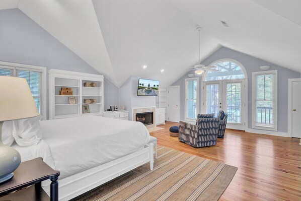 4 Schlafzimmer, Bügeleisen/Bügelbrett, kostenloses WLAN