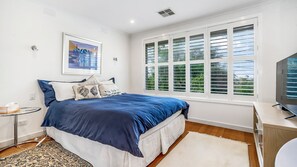 3 quartos, Wi-Fi de cortesia, roupa de cama