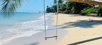 Amazing First Class Oceanfront Condo / The Perfect Getaway / Direct Beach Access