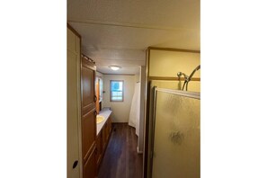 Towels, toilet paper - Potter County Hideaway (Galeton)