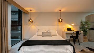 Comfort Condo | 1 bedroom, laptop workspace, free WiFi