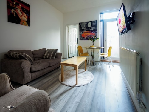 Couldon Lodge Family Room 3