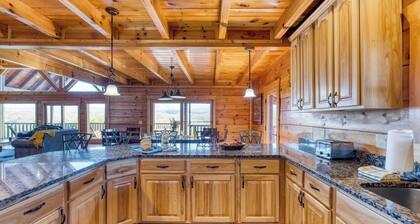 Luxury Cabin w/ Elevator, Theater & Hot Tub Near Dollywood Smoky Vista Lodge