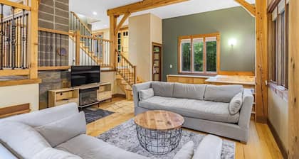 The Stargazing Mermaid, your waypoint for adventure!