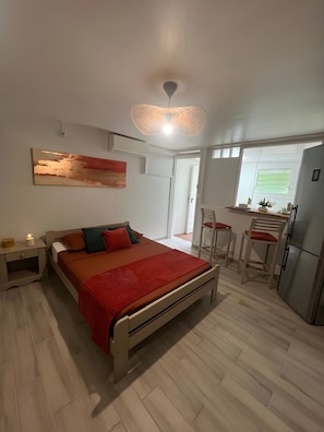 1 bedroom, iron/ironing board, WiFi, bed sheets