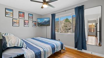 1 chambre, bureau, fer et planche à repasser, Wi-Fi