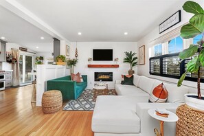 TV connectée, cheminée