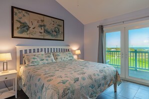 3 bedrooms, iron/ironing board, WiFi, bed sheets - Executive Keys Unit 804, Townhouse - 4bdrm + Loft, 3.5 Bath (Port Aransas)