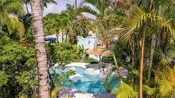 Bungalow Confort, 2 habitaciones, vista al jardín | Vista al jardín