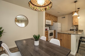 Fridge, microwave, oven, coffee/tea maker