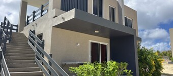 Cozy studio with WiFi and AC in charming The Valley, Black Garden