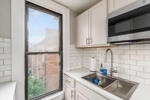 Short north- STEPS to High St -Private Parking-OSU