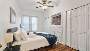 2 bedrooms, desk, iron/ironing board, free WiFi