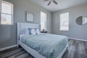 5 chambres, fer et planche à repasser, Wi-Fi, draps fournis