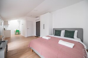 1 Schlafzimmer, Bügeleisen/Bügelbrett, kostenloses WLAN, Bettwäsche