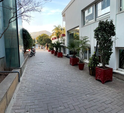 Spacious 9-bedroom villa with WiFi, AC in charming Islamabad
one meting hall.