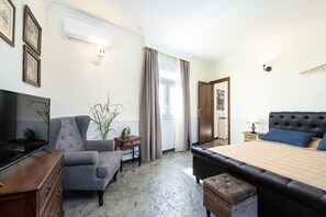 1 soverom, strykejern/-brett, wi-fi (inkludert) og sengetøy