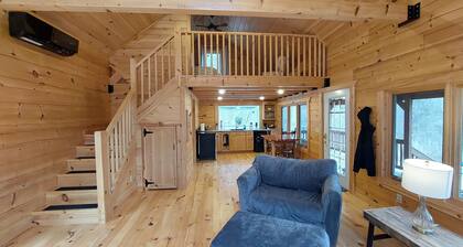 Tranquil Amish-built cabin near Wildcat State Park