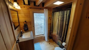 Dusche, Handtücher, Seife, Shampoo