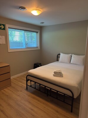 8 chambres, Wi-Fi gratuit, draps fournis