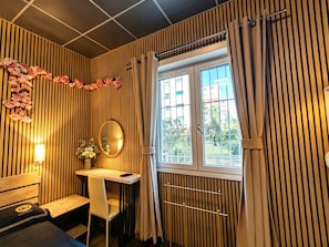Basic Triple Room, Shared Bathroom | Desk, blackout drapes, iron/ironing board, free WiFi
