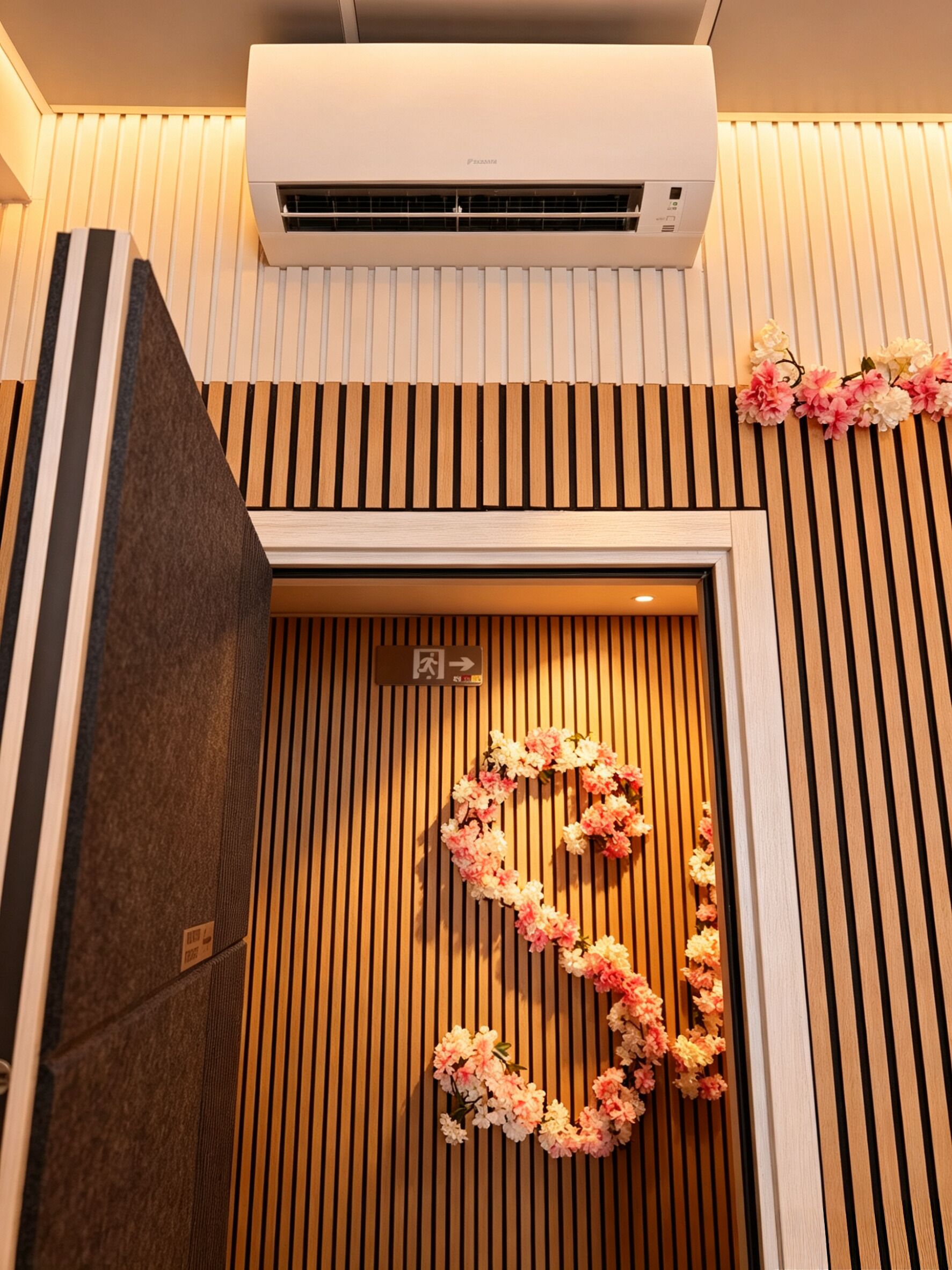 Basic Double or Twin Room, Shared Bathroom | Desk, blackout drapes, iron/ironing board, free WiFi