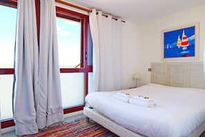 2 quartos, ferros/tábuas de passar roupa, Wi-Fi, roupa de cama