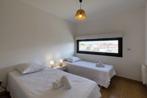 3 chambres, Wi-Fi, draps fournis
