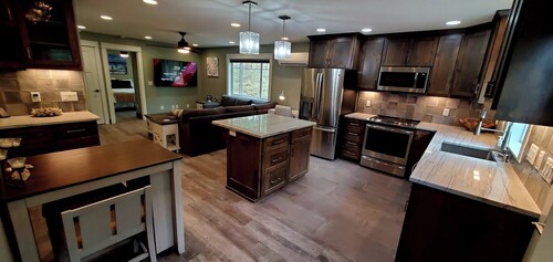 SaltLyfe Surf Shack 1 Bd/1Bth 2 min walk to beach