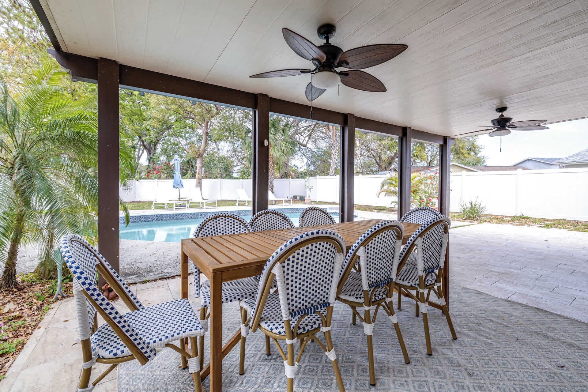House, Multiple Beds, Pool Access, Pool View (Bay Crest House) | Outdoor dining