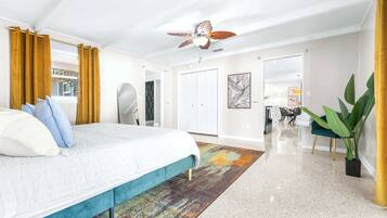 House, Multiple Beds, Pool Access, Pool View (Bay Crest House) | 4 bedrooms, individually decorated, individually furnished, desk