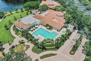 Exterior - 2-bedroom condo in The Brooks, 5 pools, fitness ctr, reciprocal golf Sept/Oct (Bonita Springs)