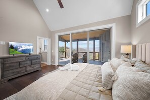 4 bedrooms, free WiFi, bed sheets