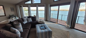 Lake Gage Getaway,
Where every season feels like a vacation.