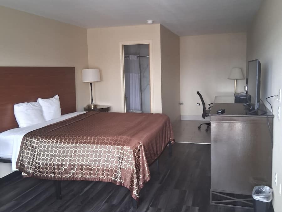 Escritorio, espacio para trabajar con un portátil, wifi gratis