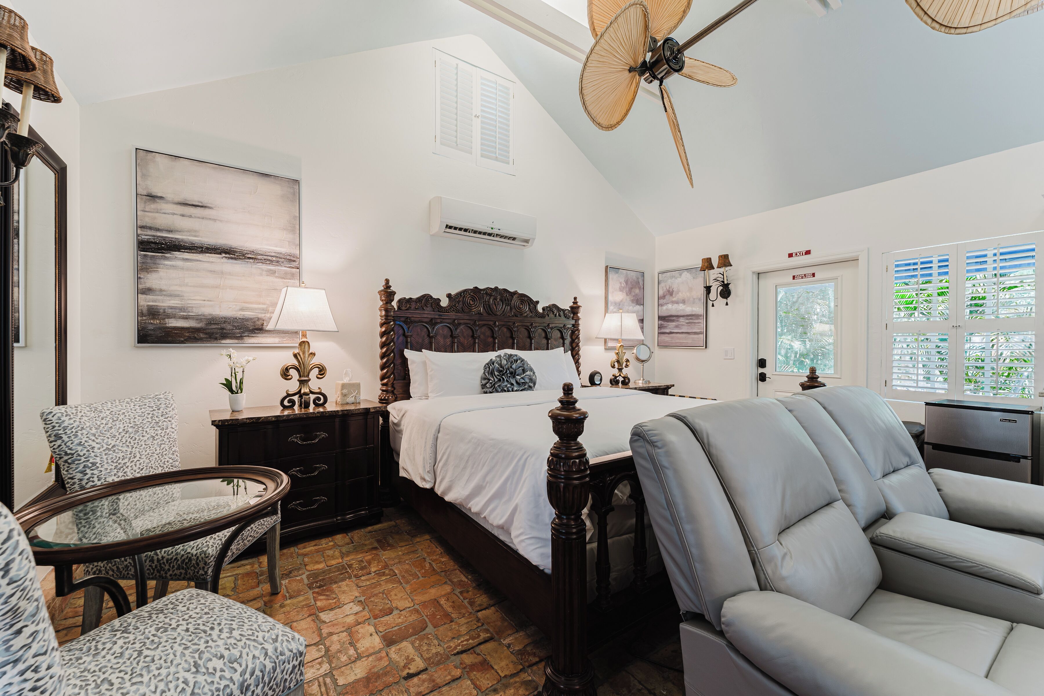 Comfort Studio, Kitchenette, Garden View | Free minibar, free WiFi, bed sheets