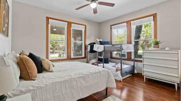 2 bedrooms, desk, iron/ironing board, travel crib