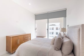 2 bedrooms, in-room safe, WiFi, bed sheets