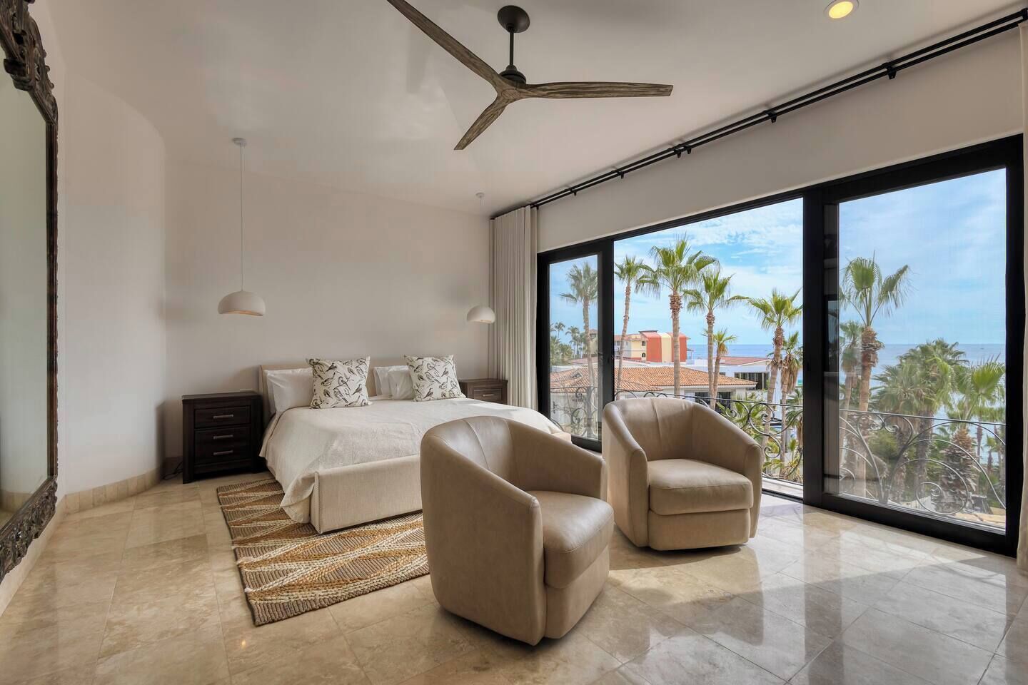 4 bedrooms, in-room safe, iron/ironing board, WiFi