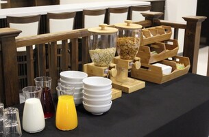 Desayuno continental incluido todos los días 