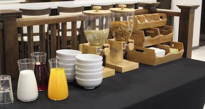 Hangar Inn Tijuana