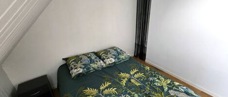 1 Schlafzimmer, Bügeleisen/Bügelbrett, Internetzugang, Bettwäsche