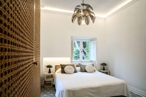 10 Schlafzimmer, Reisekinderbett, WLAN