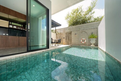 Townhouse with private pool near Kamala Beach